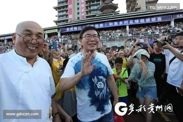 香港媒体团走进村超 榕江草根足球激情点燃专业赞誉 香港媒体团走进村超 榕江草根足球激情点燃专业赞誉